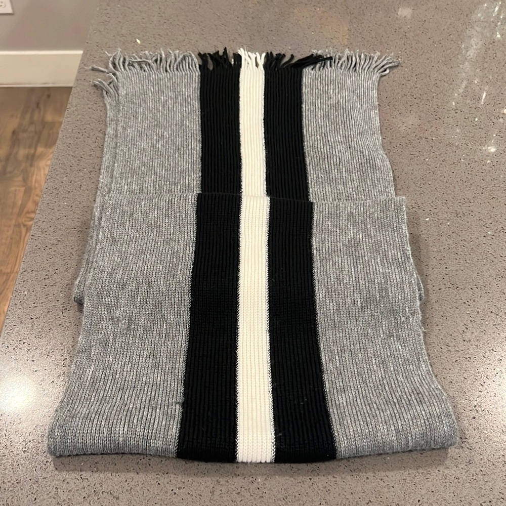 H&M scarf